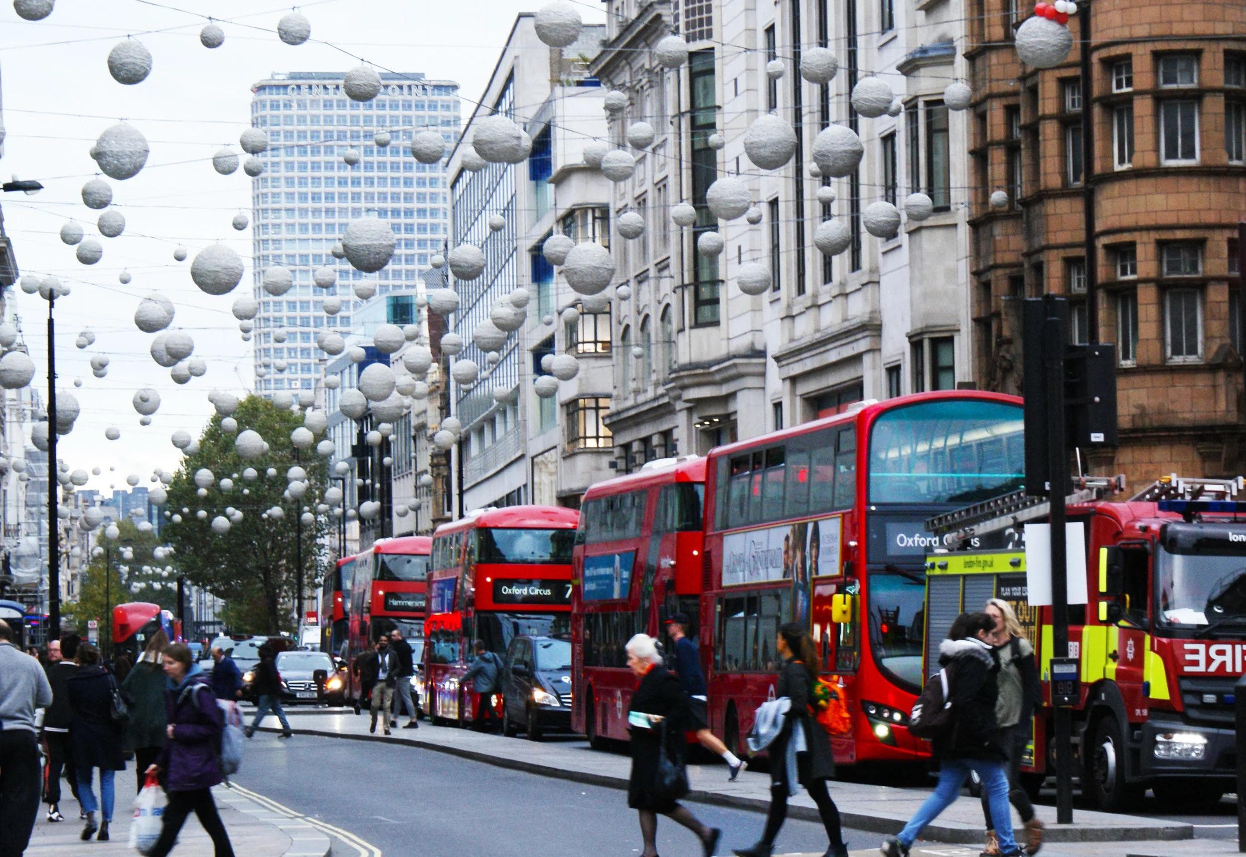 Oxford Street 24/7 — Factual Entertainment for Channel 5